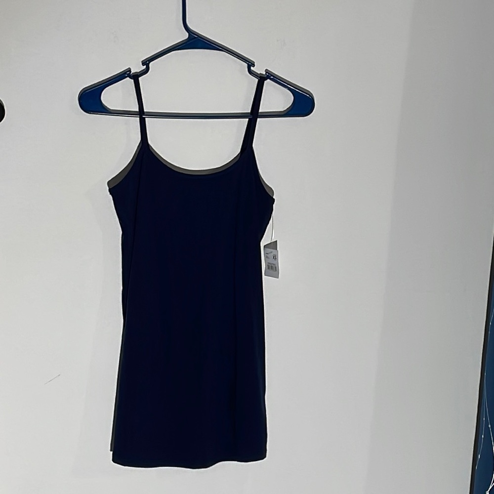 Size XS navy blue tank top